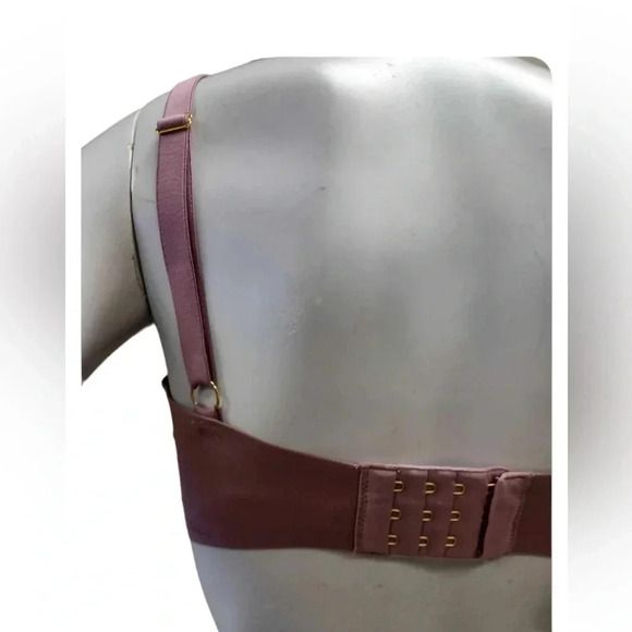 Victoria  Secret Incredible Unlined Lilac Brassiere Size 34DD - Picture 3 of 7